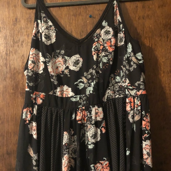 Torrid Floral Maxi Dress - Picture 5 of 5